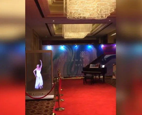 YIPLED · Wuhan Aeon Shopping Mall YIPLED · Poster Screen-Steinway SPIRIO Piano Performance